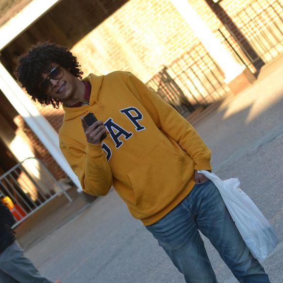 Meet your Posher, Ibrahim - Picture 1 of 1